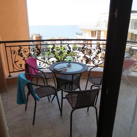Apartamento Admiral Apart Complex Sveti Vlas
